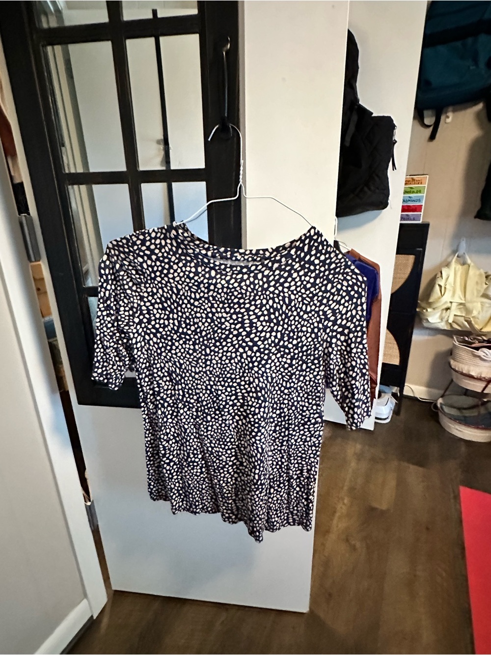 Women’s Navy Blue and White Printed Short-Sleeve Top